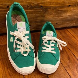Cariuma Green Sneakers with White Accents